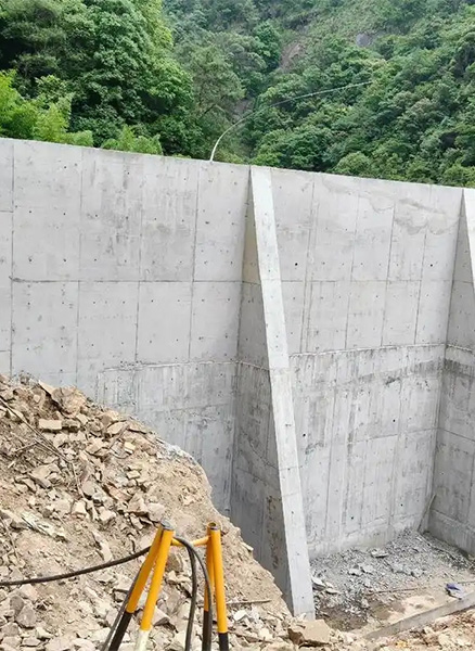 临汾曲沃县重力式挡土墙